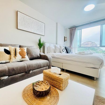 Sea&Mountain View,5 Mins Walk To Famous Beach With King Size Bed HHQ Extérieur photo